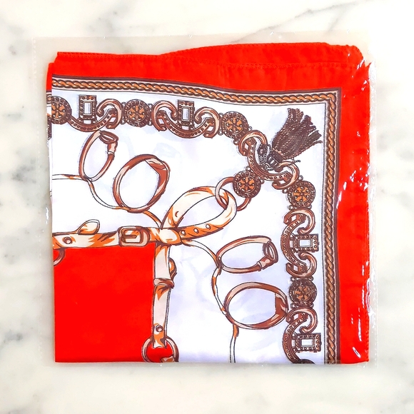 NWT. Red, white and gold scarf. - Picture 3 of 3